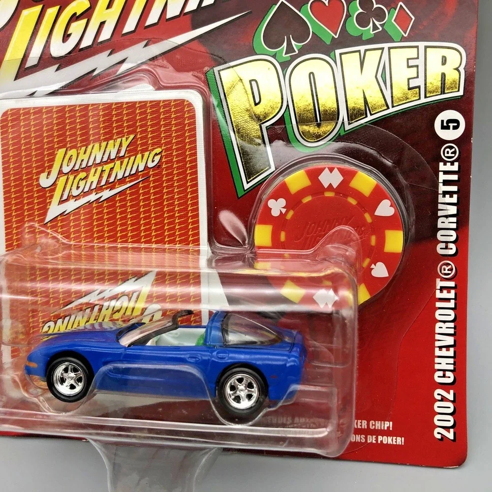 Johnny Lightning Poker 2002 Chevrolet Corvette Blue Diecast 1/64 with Poker Chip